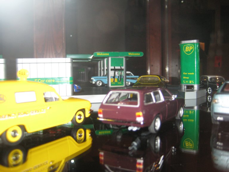 Display Cabinet - 09.JPG