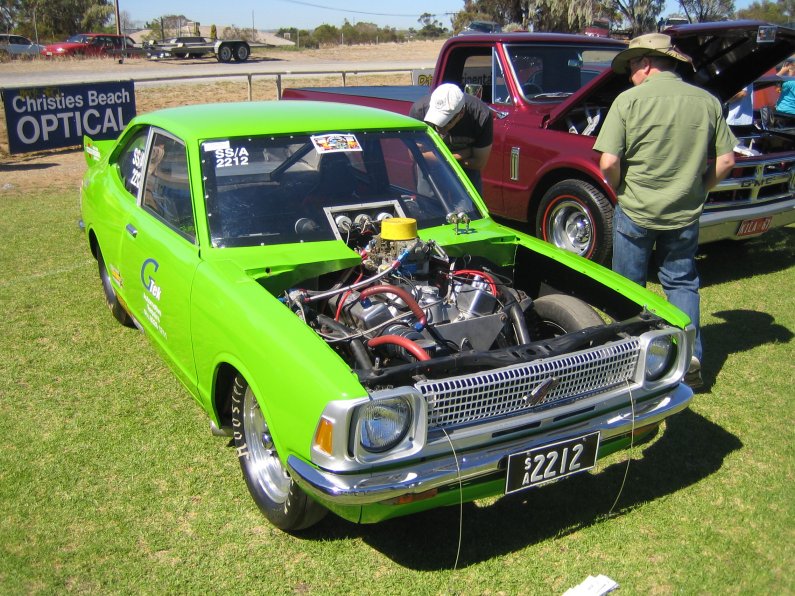 Toyota Corolla Sprinter GT drag car with monster V8 - 01.JPG