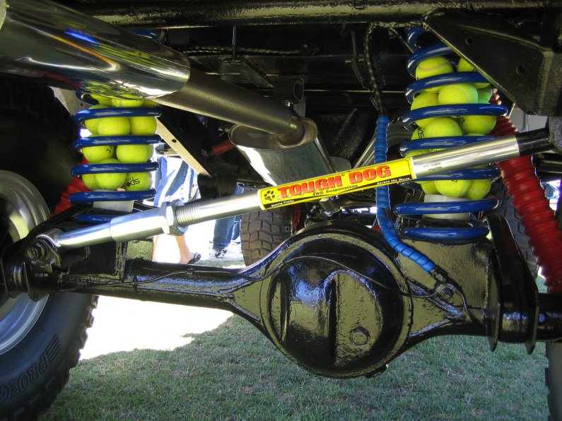 Toyota Landcruiser FJ40 - with V8 and massive suspension - 05 - with tennis balls in rear springs.JPG