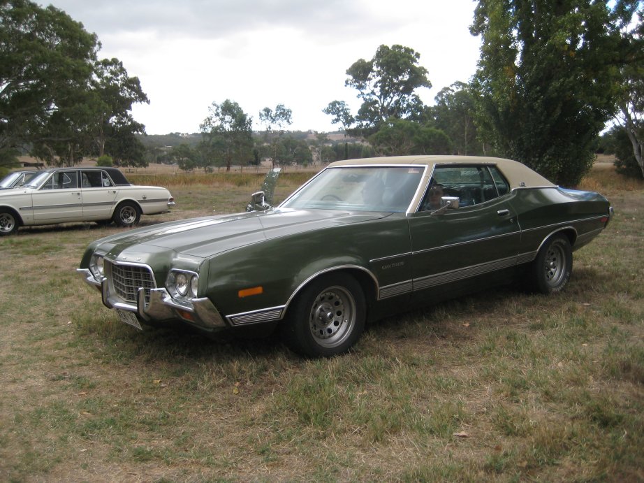 Ford Gran Torino.JPG