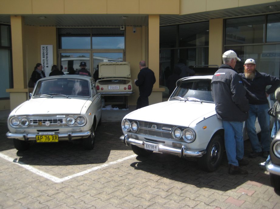 033 - Gary Carter's sedan & Matthew Smith's automatic.JPG