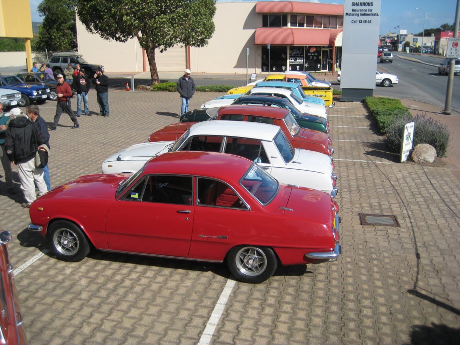 054 - Belletts in Shannons carpark.JPG