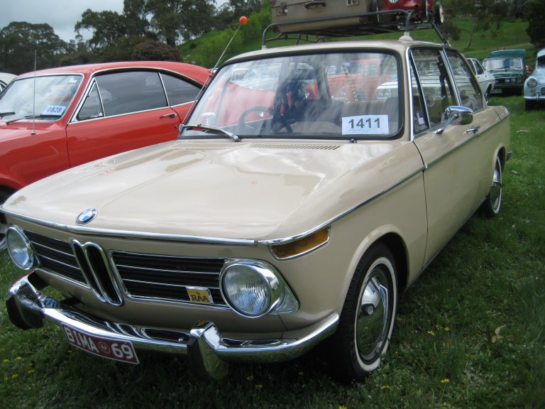 BMW 2002 - 01 - Darren and Brooke's.jpg