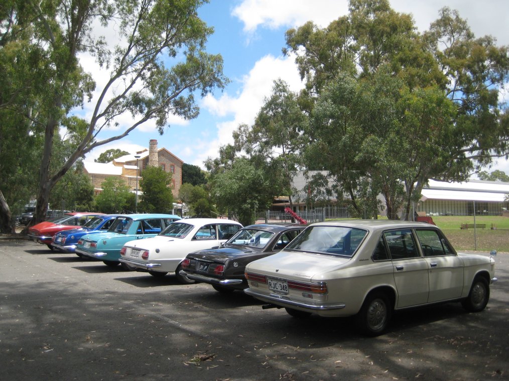 12 - Isuzu Florian, Bellett sedan, Isuzu 117 and 3 Bellett GTs at Birdwood.JPG