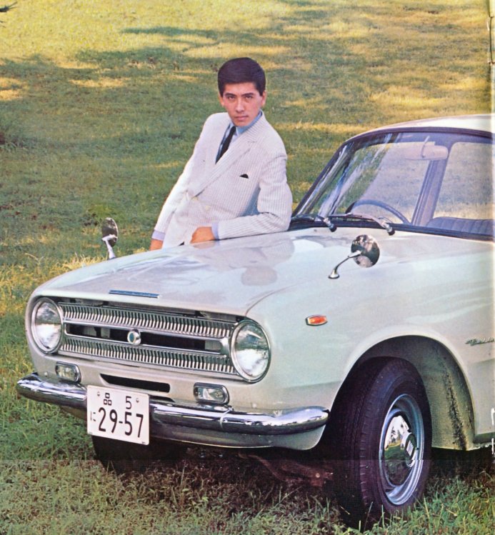 1964 Isuzu Bellett 1300 brochure - Japanese - 12 pages - 02-03 - detail.jpg