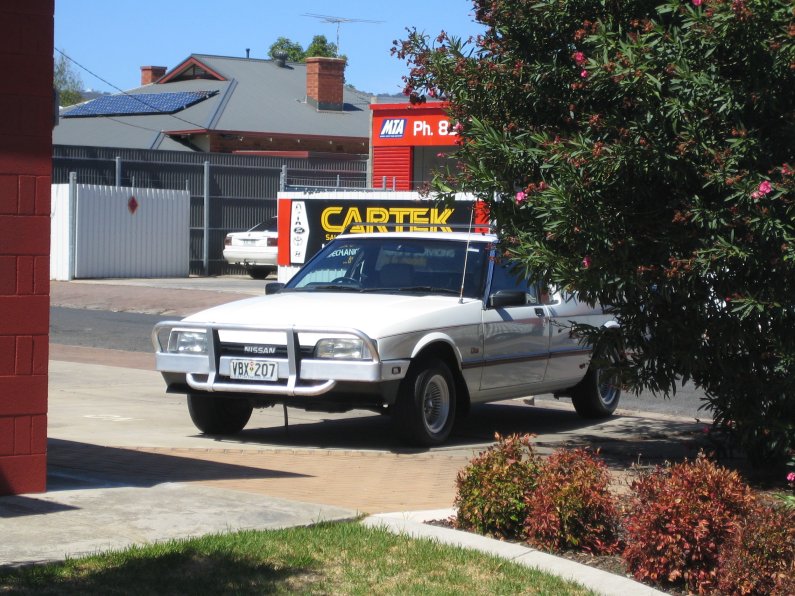 Nissan The Ute - 01.JPG