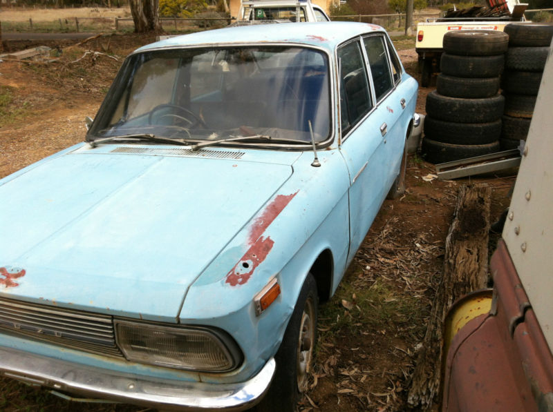 1969 Isuzu Florian 1600 Deluxe 2.jpg