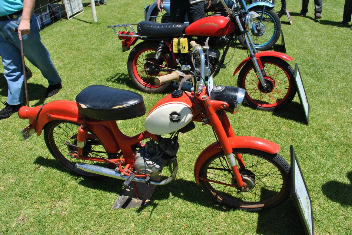 Harley Davidson Aermacchi Model M50 - 02.JPG